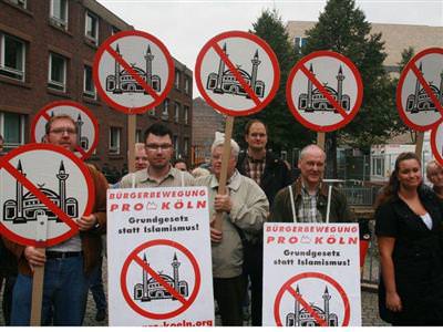 Irk�� partiden karikat�r provokasyonu
