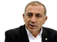G�rsel Tekin�in istifas�n�n perde arkas�