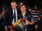 Emre Bel�zo�lu: Bize g�venenlere arma�an olsun