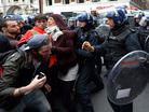 Londra'da G-8 protestolar�nda 57 g�zalt�