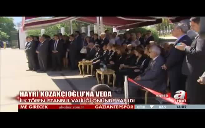 Hayri Kozak��o�lu'na veda