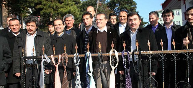 Memura yeni kılık-kıyafet