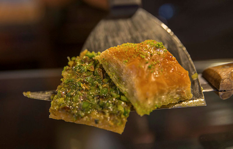 Indulge yourself with worldwide known Turkish baklava