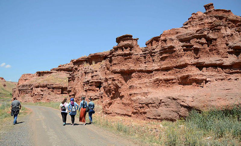 Red fairy chimneys lure tourists in eastern Turkey