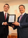 ''Social solidarity award'' to Ahmet Çalık