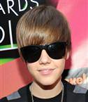 Justin iki alb�mle geliyor...