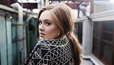 Grammy'lerin galibi Adele!