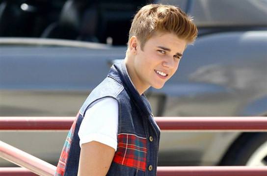 Justin Bieber, 'Boyfriend' klibini tamamlad�!