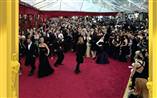 Elitler Oscar'a damgas�n� vuran k�yafetleri se�ti