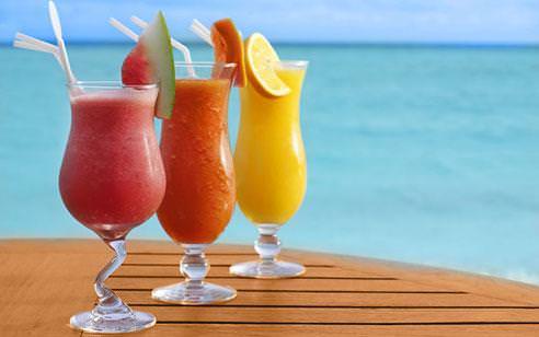 Yaz aylarının kıpır kıpır içkisi: Kokteyller