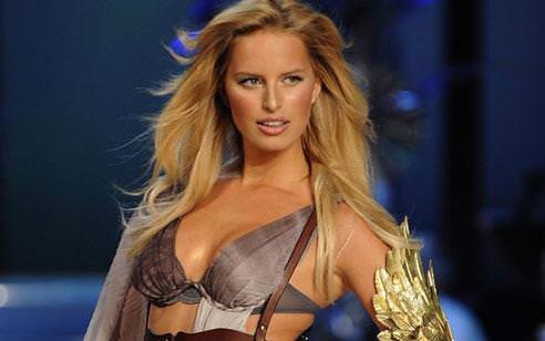 karolina_kurkova_354214202823.jpg