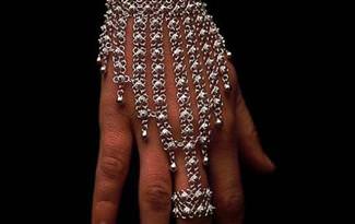 Unutulmamaya direnme sanat�