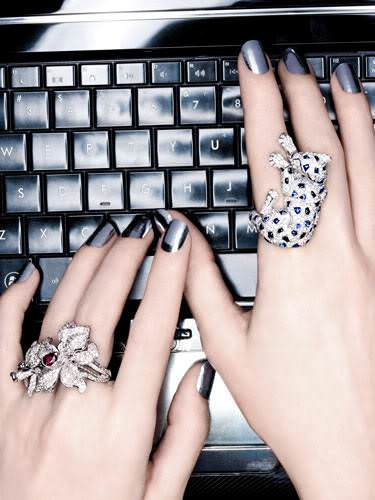 silver_nail_polish_d.jpg