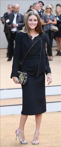 oliviapalermoburberryprorsumredcarpet9dysh9pmhvx_d.jpg