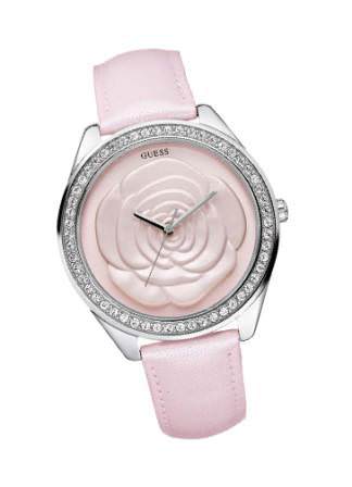 Pembe aksesuarlar