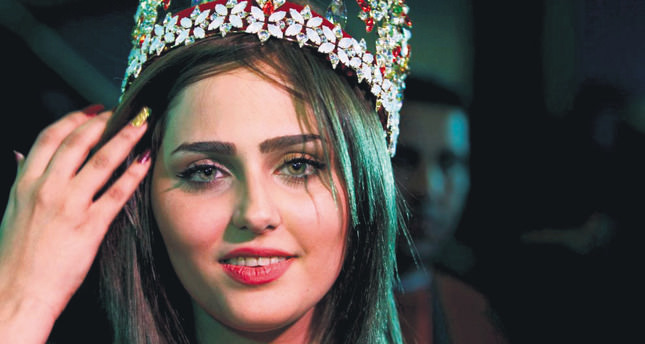 Iraqi woman becomes first beauty queen since 1972