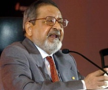 Naipaul cancels Turkey trip after protests
