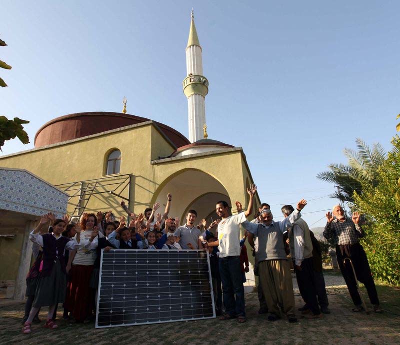 With No Policy Incentives, Turkey's Solar Entrepreneurs Wait Out in the Cold