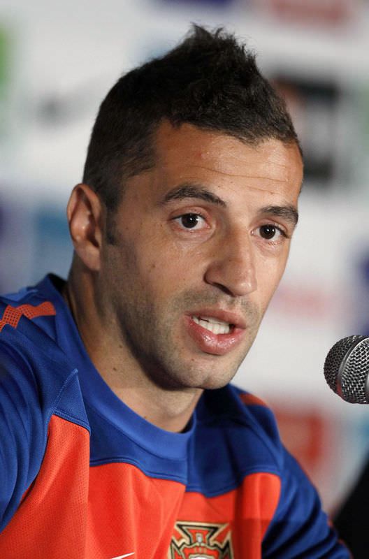 Atletico winger Simao agrees to join Turkey's Besiktas