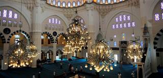 PM Erdo�an opens major mosque and stunning example of Ottoman architecture