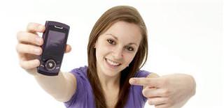 Turks are Europe's top cell phone users