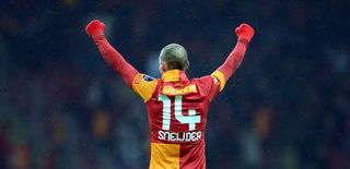Galatasaray victors in heart-stopping Be�ikta� derby