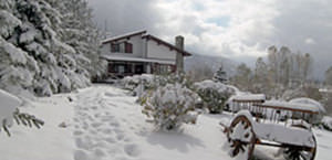 Snow depth reaches two meters in Kartalkaya