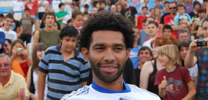 Stoke'tan son gün bombalar�