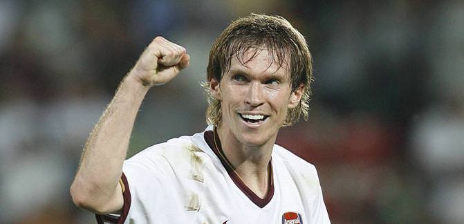 Hleb Premier Lig'e döndü