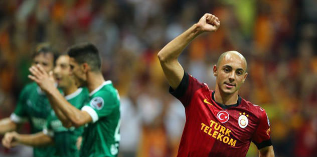 Kilidi Amrabat açtı