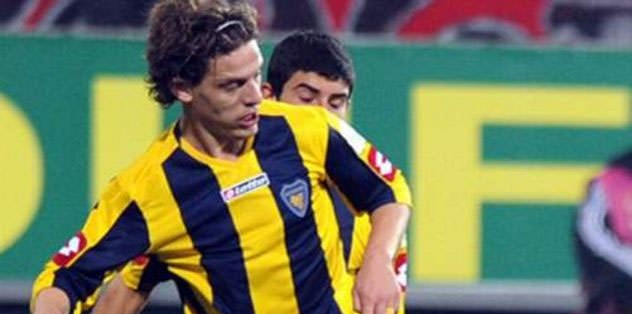 Erkan Taşkıran ile sözleşme imzalandı