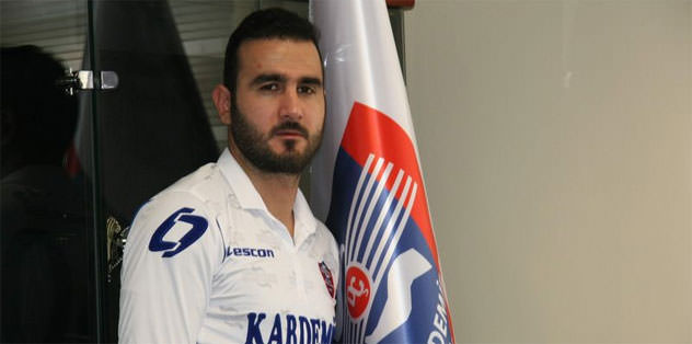 Gökhan Ünal 1 yıllık imzayı attı