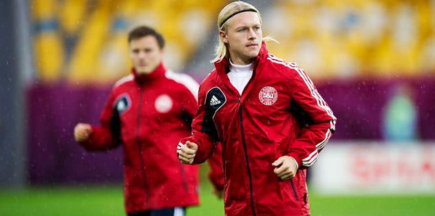 Simon Kjaer tecrübesiz