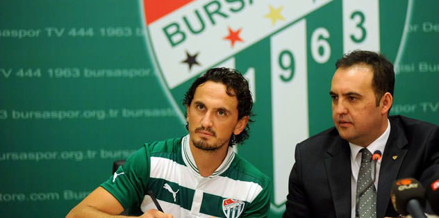 Tuncay imzaladı
