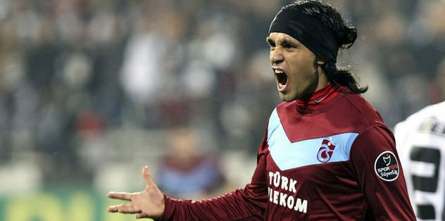 Maestro görevine dönüyor