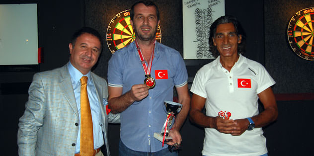 "Türk futbolu son yıllarda kaos içinde"