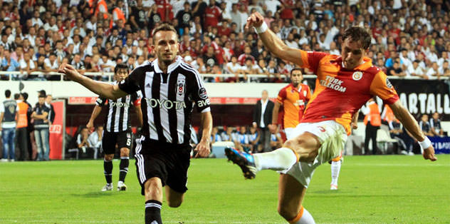Elmander: "Öncelikle Antalyaspor'u düşünüyoruz"