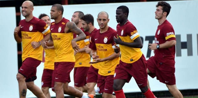 Galatasaray Antalya'ya gitti