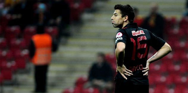 Milan Baros yine yok