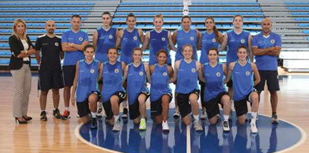 Kadın basketbolcular kampa girdi