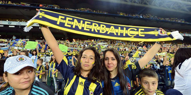 Biletler dağıtılıyor