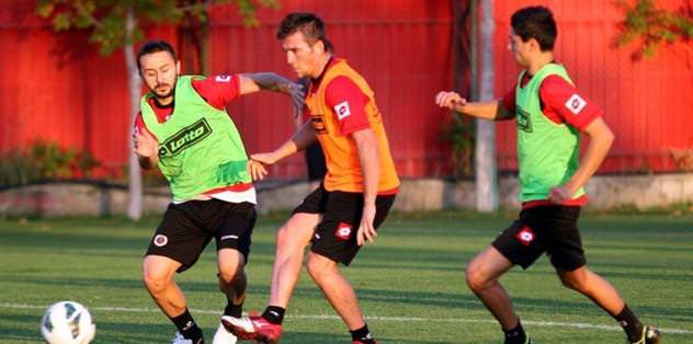 Mehmet ve Oktay kadroda yok