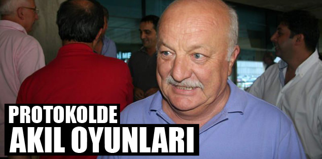 Protokolde akıl oyunları