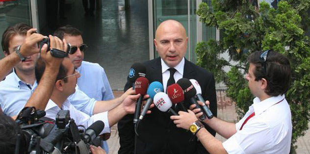 'Demokrasi hak getire!'