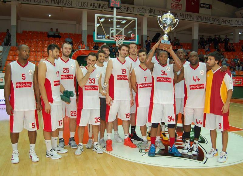 G.Saray-F.Bahçe derbisi 4 Ekim'de