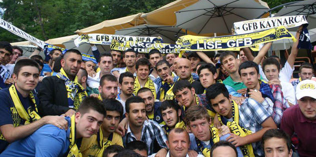 Genç F.Bahçeliler 'Birlik'ten ayrıldı