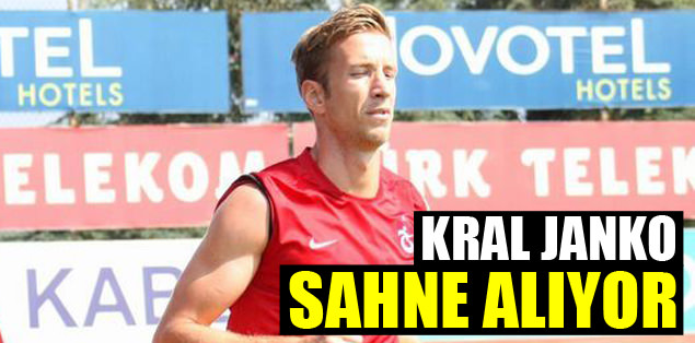 Kral Janko sahne alıyor