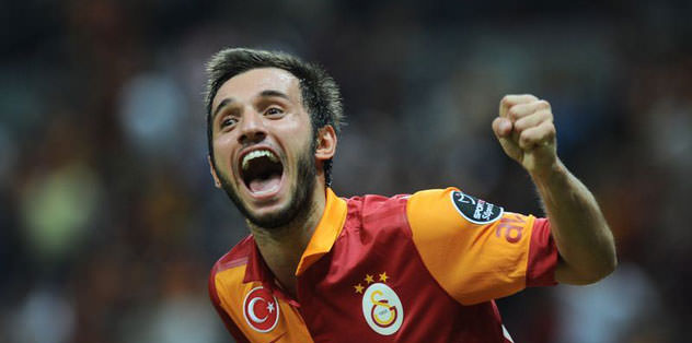 Emre Çolak'a sevgi seli
