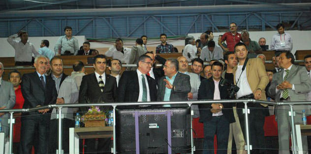 Şahin de izledi