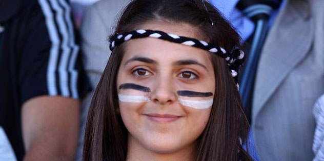 Biletler dağıtılıyor